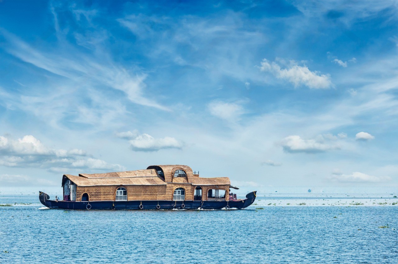 Private Houseboats In Kerala