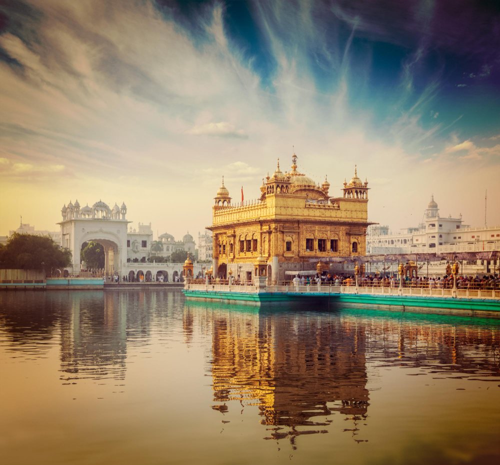 6 DAYS - GOLDEN TRIANGLE WITH AMRITSAR Tour package