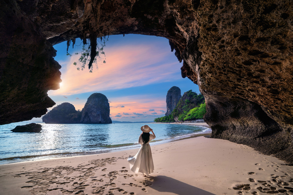 Cover image for Bali vs Thailand Honeymoon from Kerala -- Lumiere Holidays